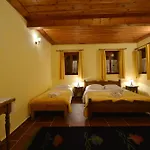 Milos - Prespa Mileon